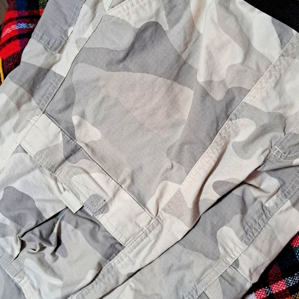 Columbia camouflage Cargo pants with elastic belt